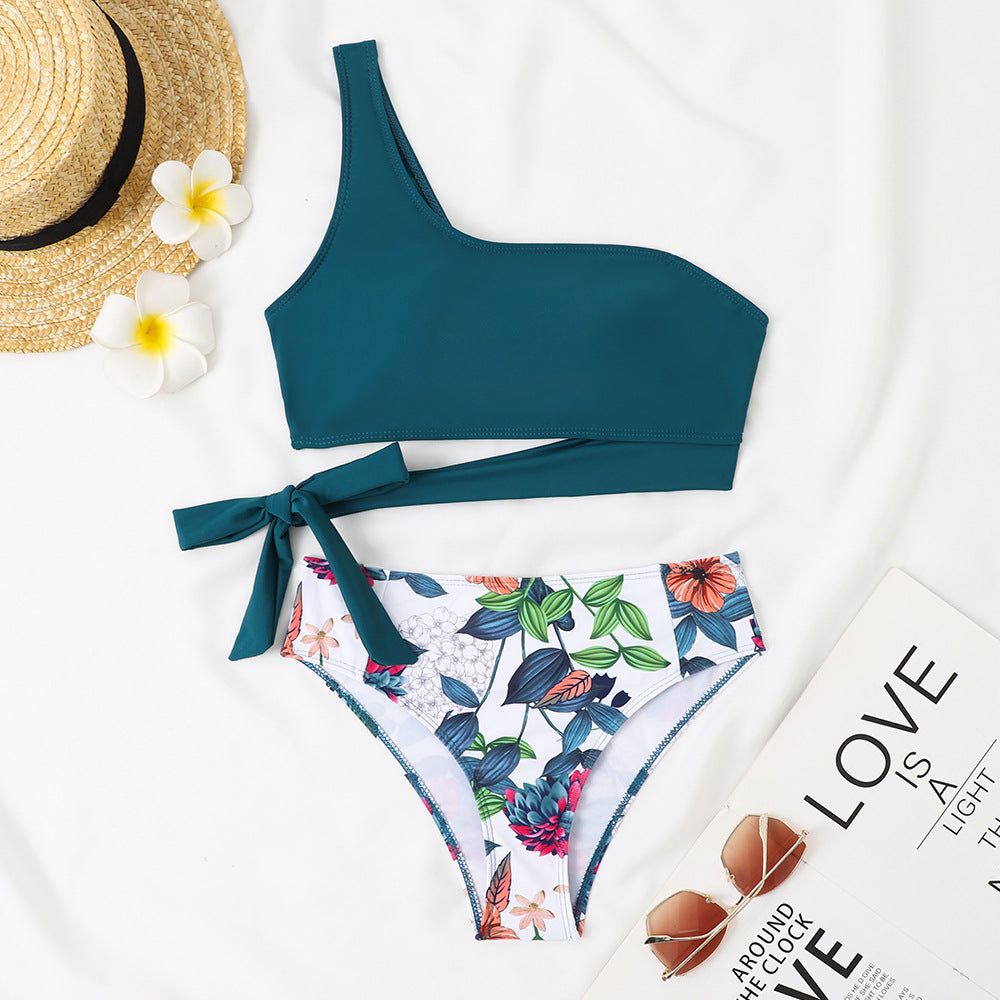 High-waisted sexy two-piece bikini swimsuit