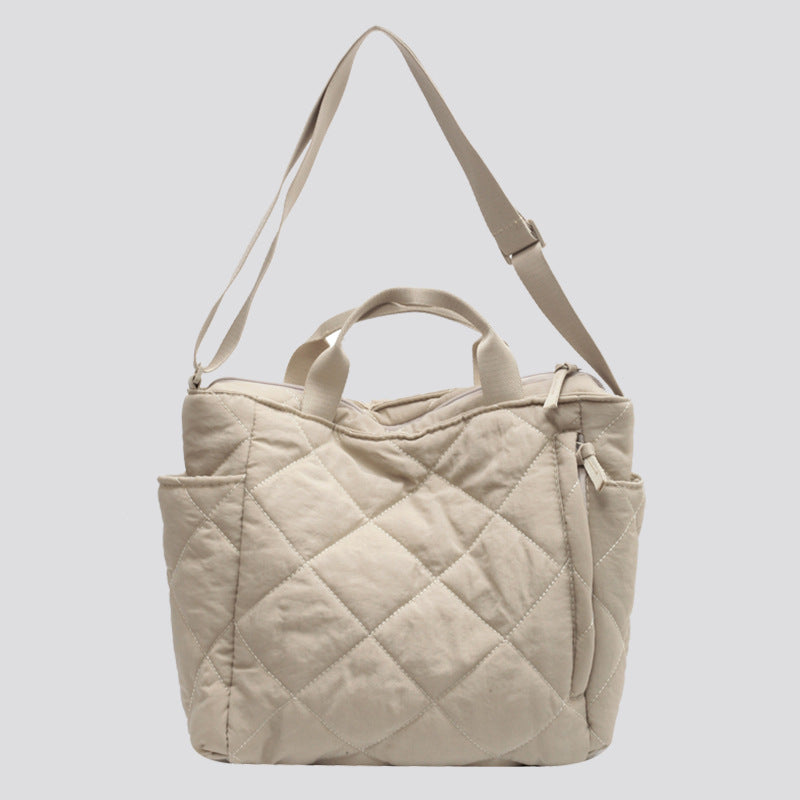 Large-capacity tote bag