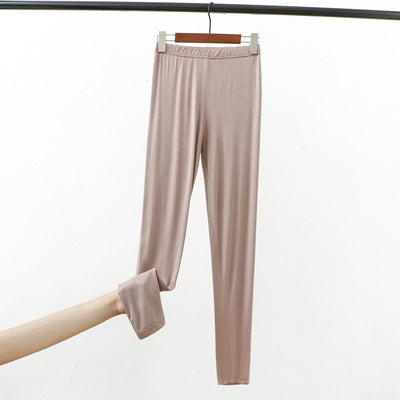 Plus-size leggings for women in spring and summer