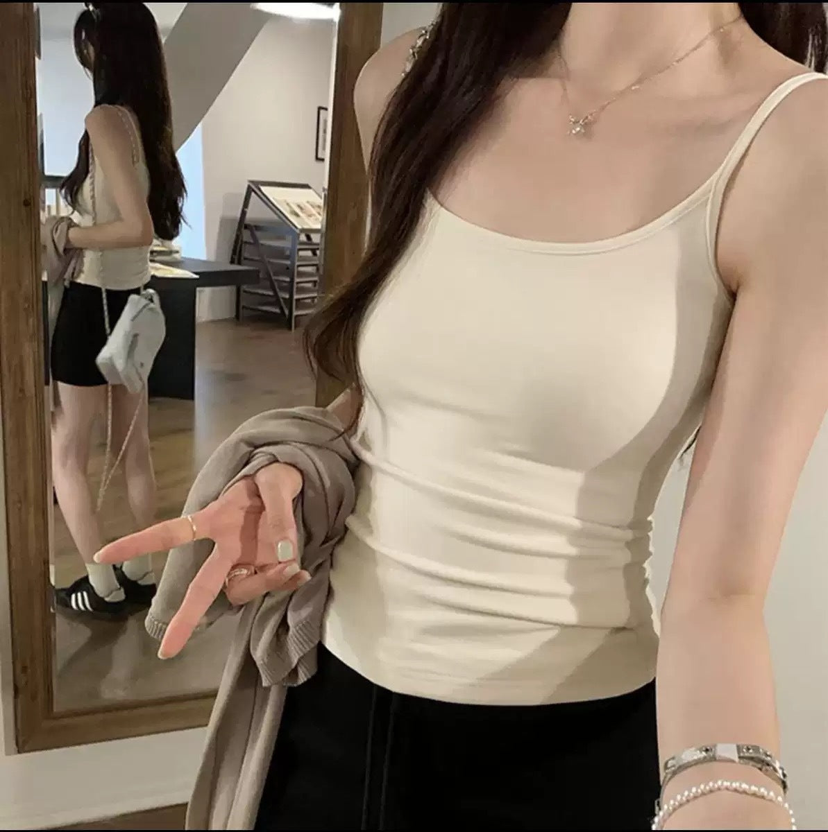 Halter top