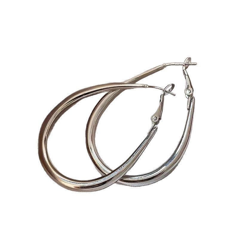 Simple and fashionable temperament earrings