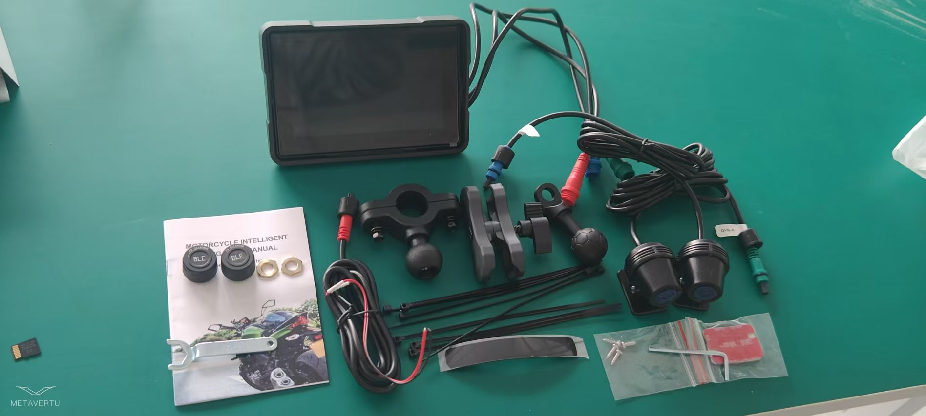 Motorcycle wireless navigation device