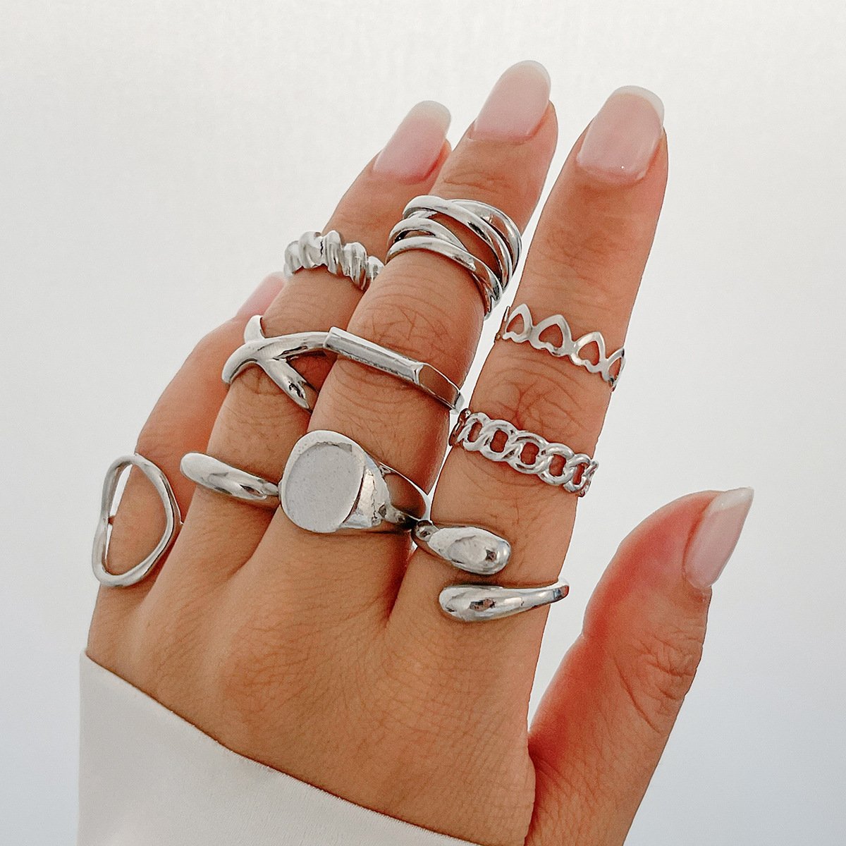 Joint ring with exaggerated opening set ring