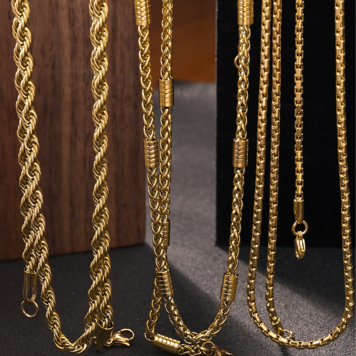 Fashionable stainless steel thick necklace and twisted long necklace