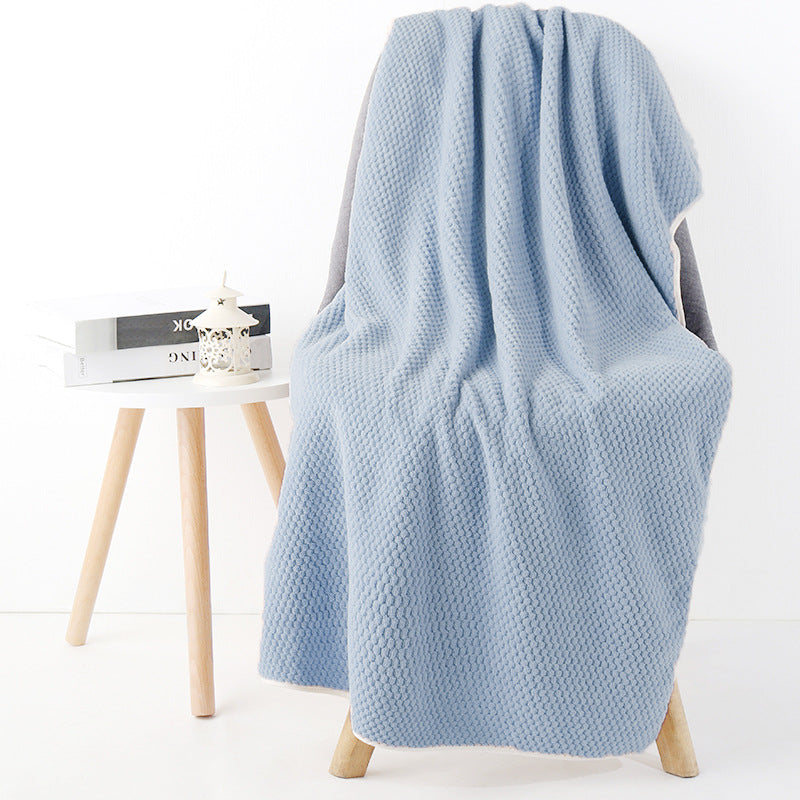 Extra-large absorbent non-shedding bath towel