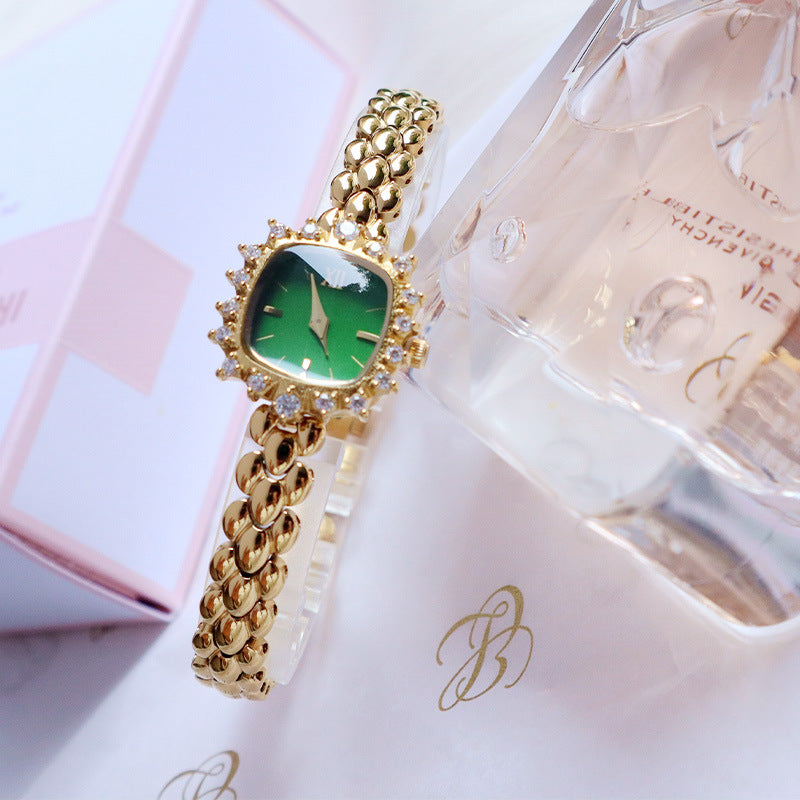 Fashionable fine-chain quartz square watch for ladies