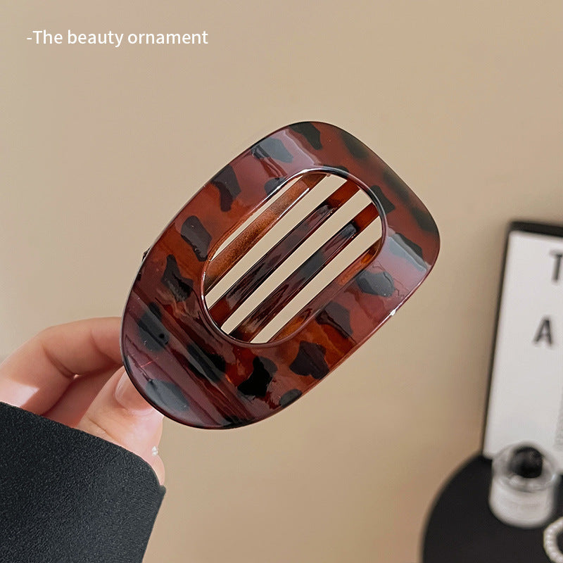 hair claw clip