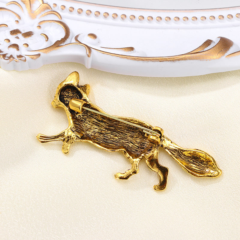 Animal brooch