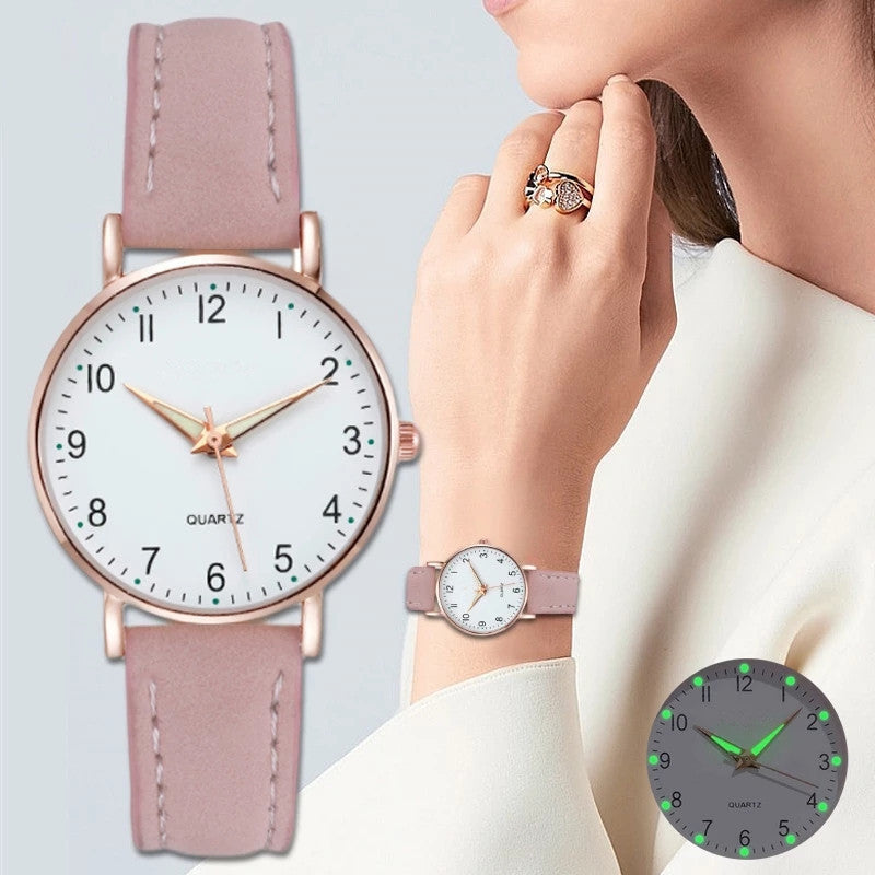 Ladies' quartz watch with brushed leather