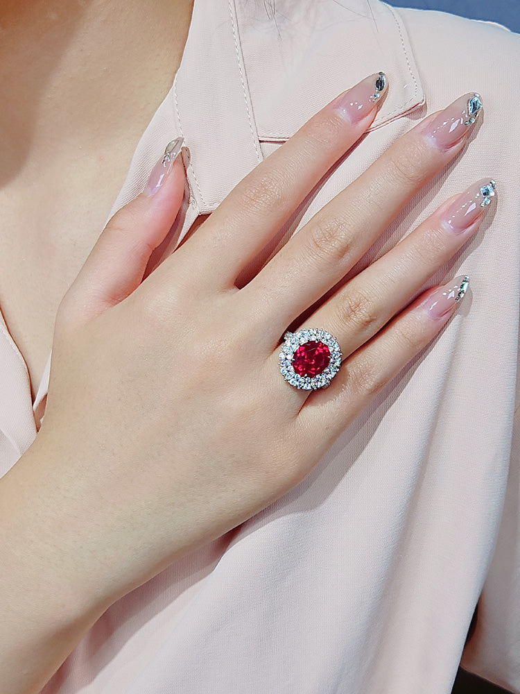 Grand pigeon blood red gemstone diamond ring