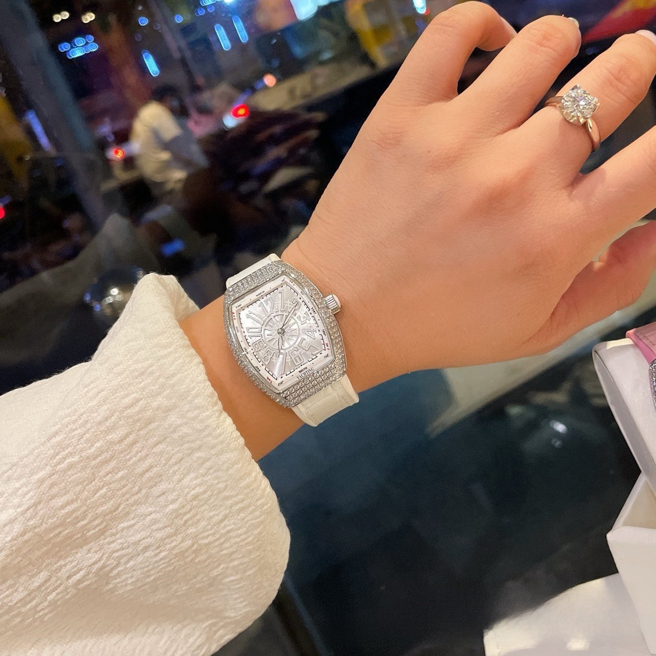 Barrel-Shaped Quartz Women's Watch with Diamond Accents