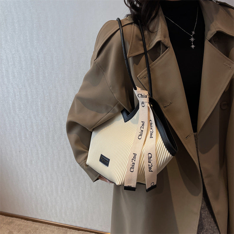 Large Capacity Bags Bags Women Premium Sense Commuter Work Shoulder Crotch Bag Class Tote Handbag