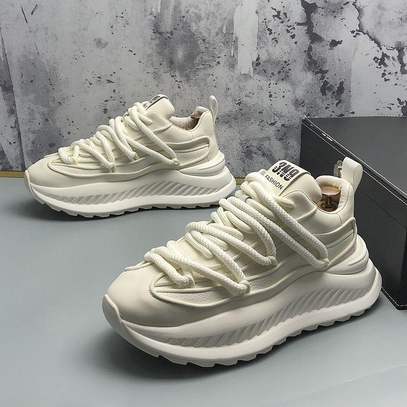 casual solid-color sports shoes