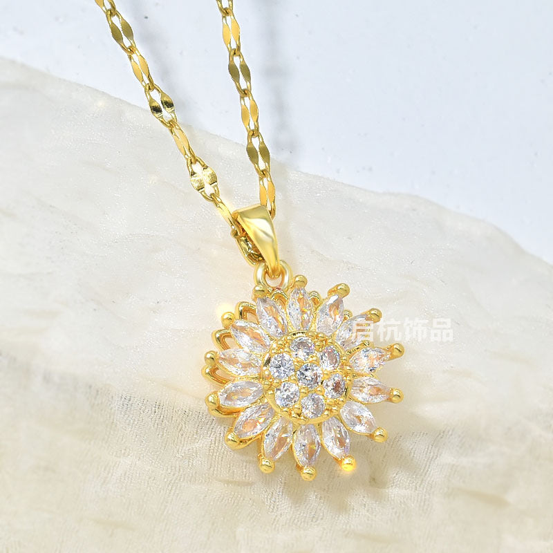 Light luxury rotatable sunflower necklace