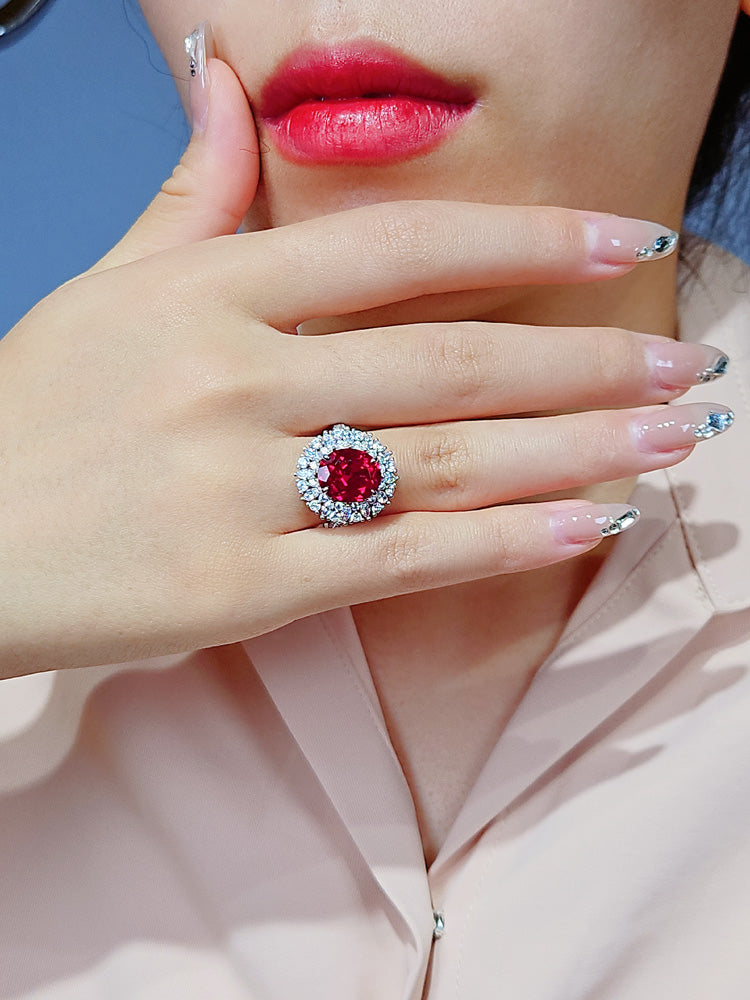 Grand pigeon blood red gemstone diamond ring