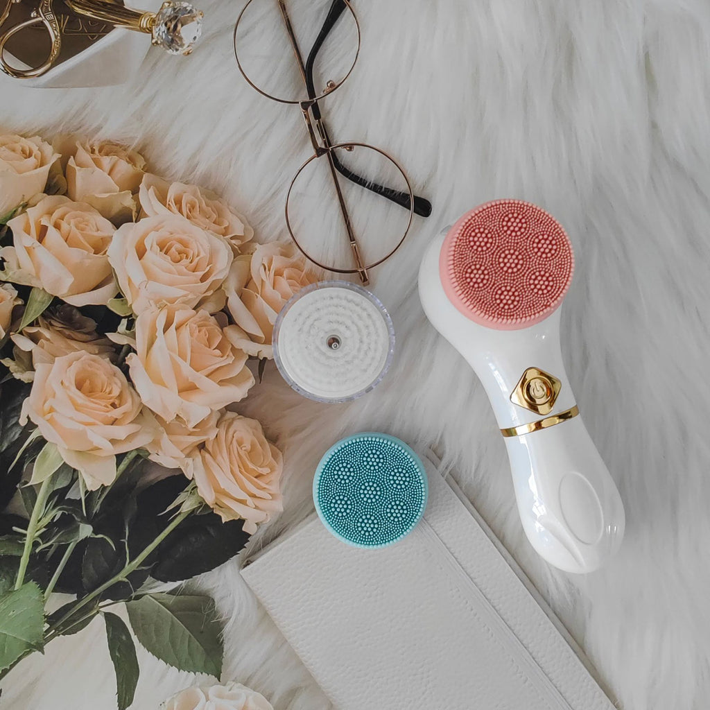 Electric Facial Cleansing Brush with Silicone Heads