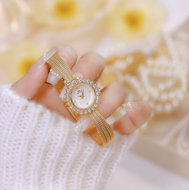 BS new hot watch factory direct middle ancient Du Sang flower diamond temperament wheat ear light luxury female FA1833