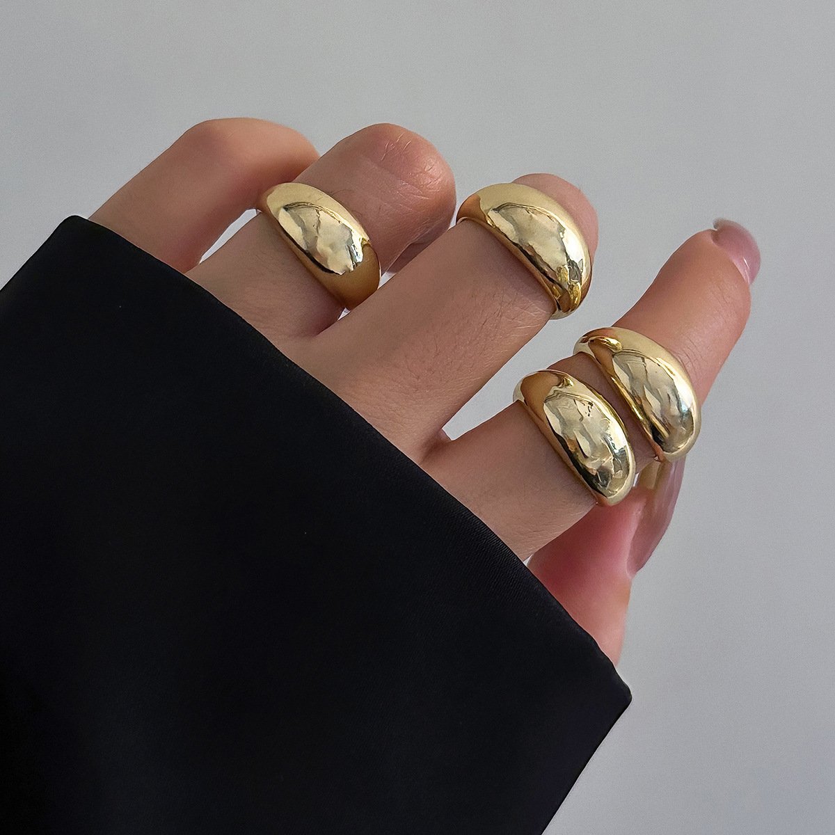 Joint ring with exaggerated opening set ring