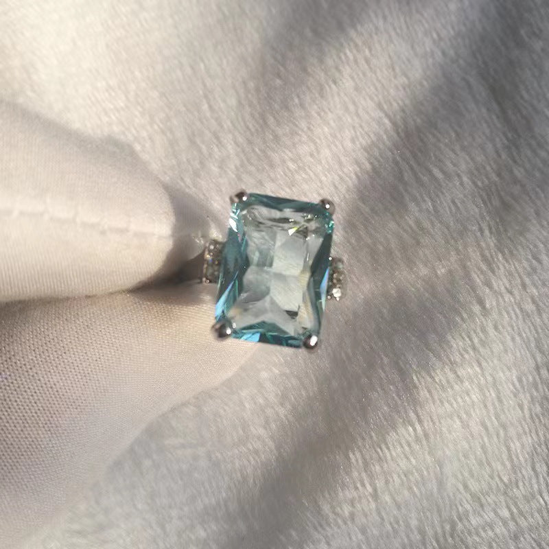 Fashion Blue Sapphire Geometric Ring for Women