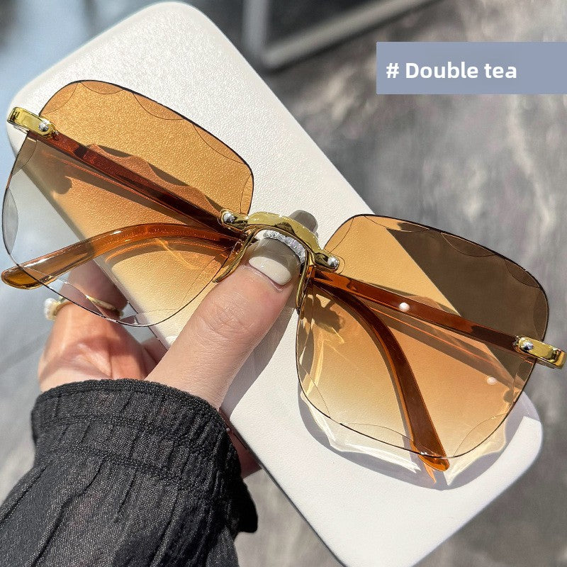 Frameless beveled sunglasses