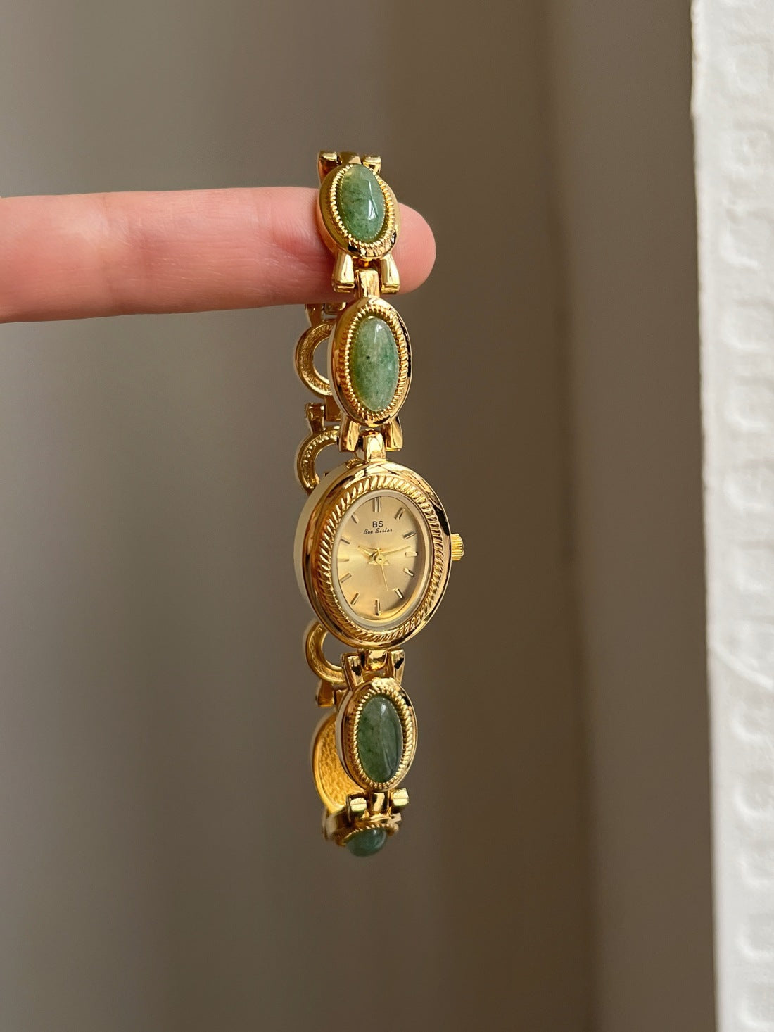 BS New Hot Selling Factory Direct Foreign Trade Small Fragrance Middle Ancient Light Luxury Pearl Bracelet Watch Elegant Women's Watch Small Gold Watch