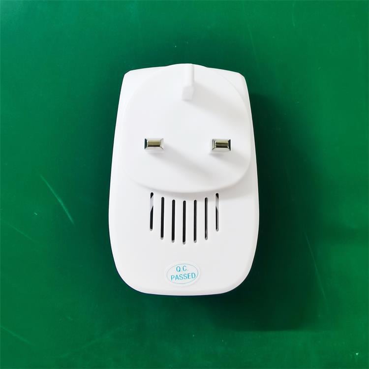 Mosquito and rat ultrasonic repellent