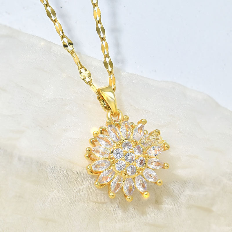 Light luxury rotatable sunflower necklace