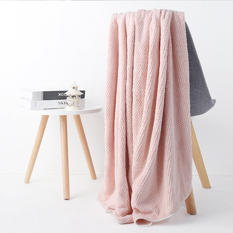 Extra-large absorbent non-shedding bath towel