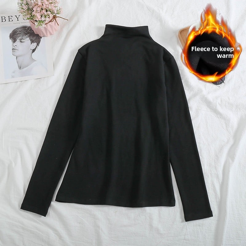 A velvet long-sleeved T-shirt as a base layer for women in solid colors