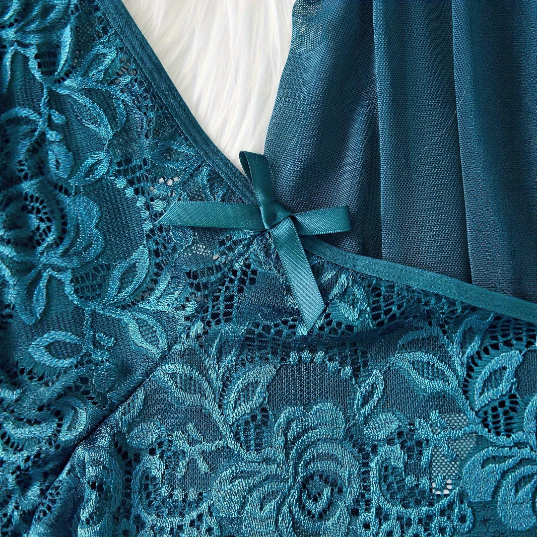 Lady's sexy lace halter dress