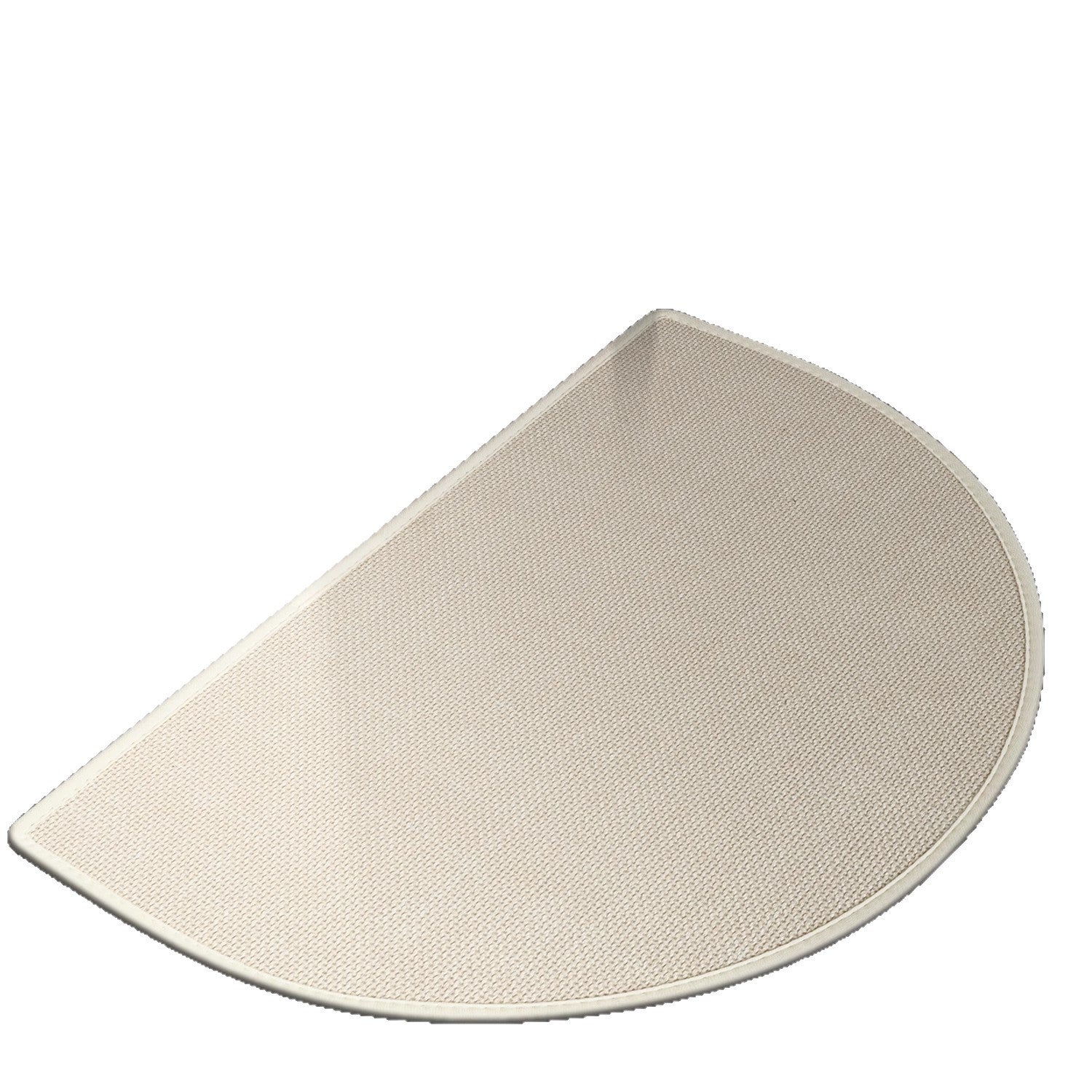 Linen floor MATS are placed in the bathroom