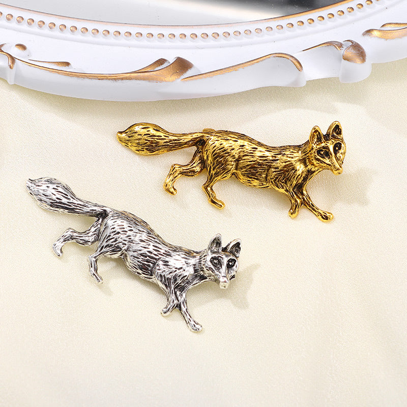 Animal brooch