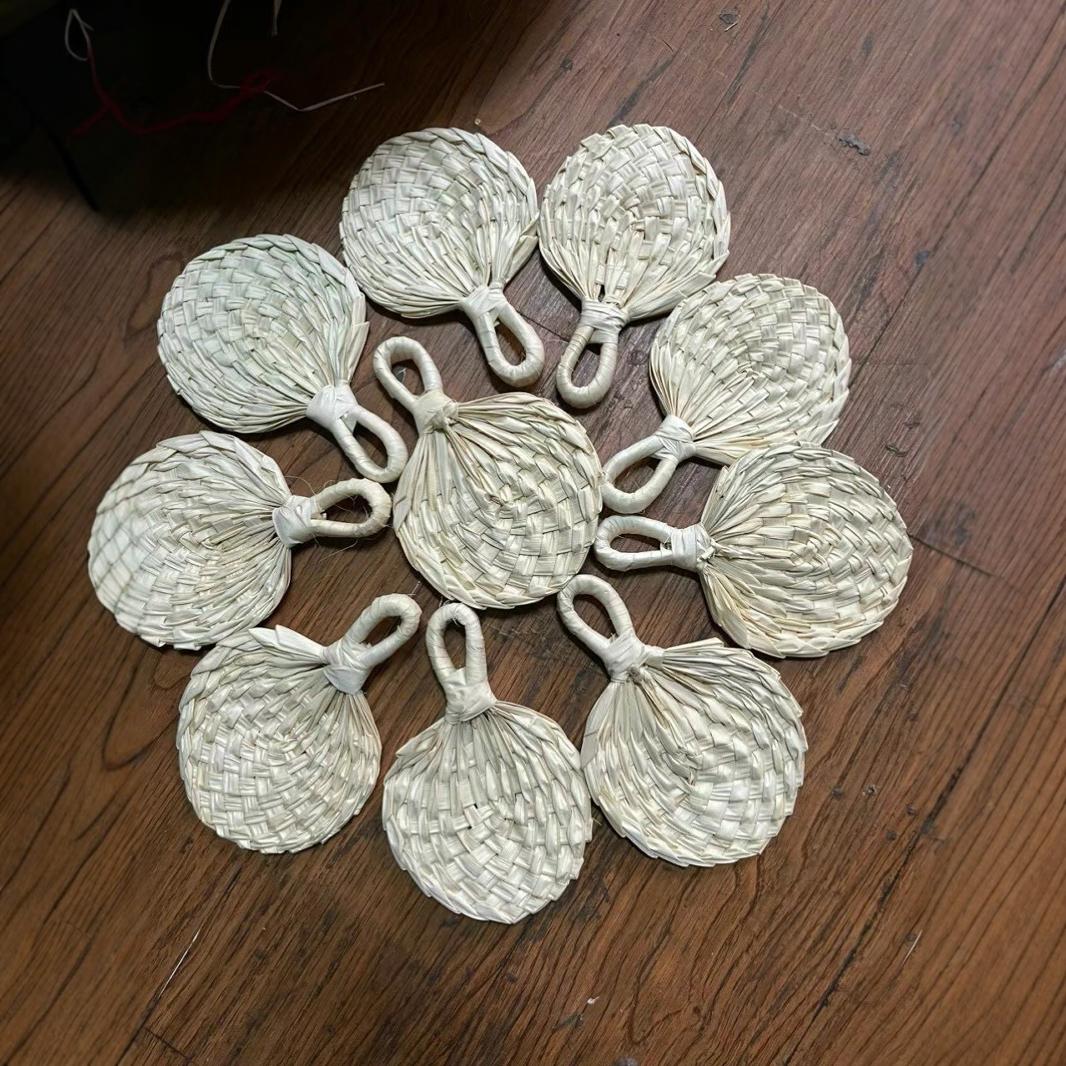 Manual fan Miniature fan