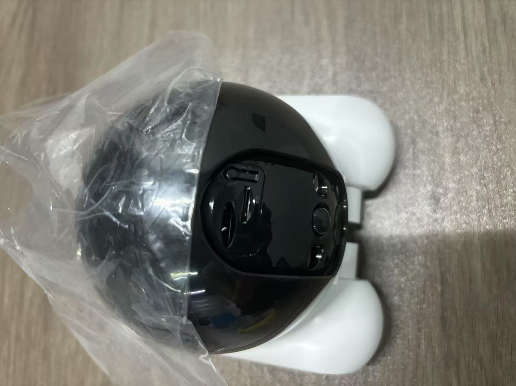 AI Tracking Wireless Pet Surveillance Camera