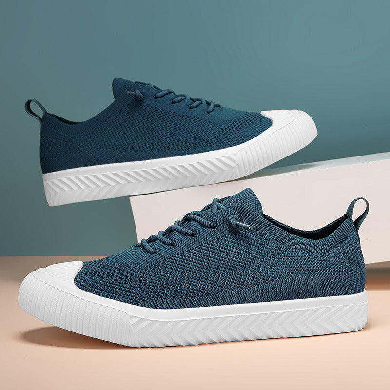 Light and casual sports shoes for walking with one foot