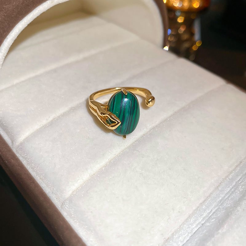 Adjustable ring