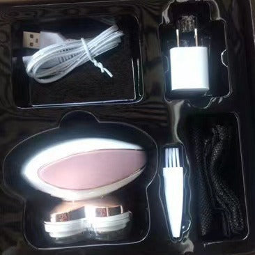 Electric rechargeable hair remover, thigh hair extractor, four-head shaving blade