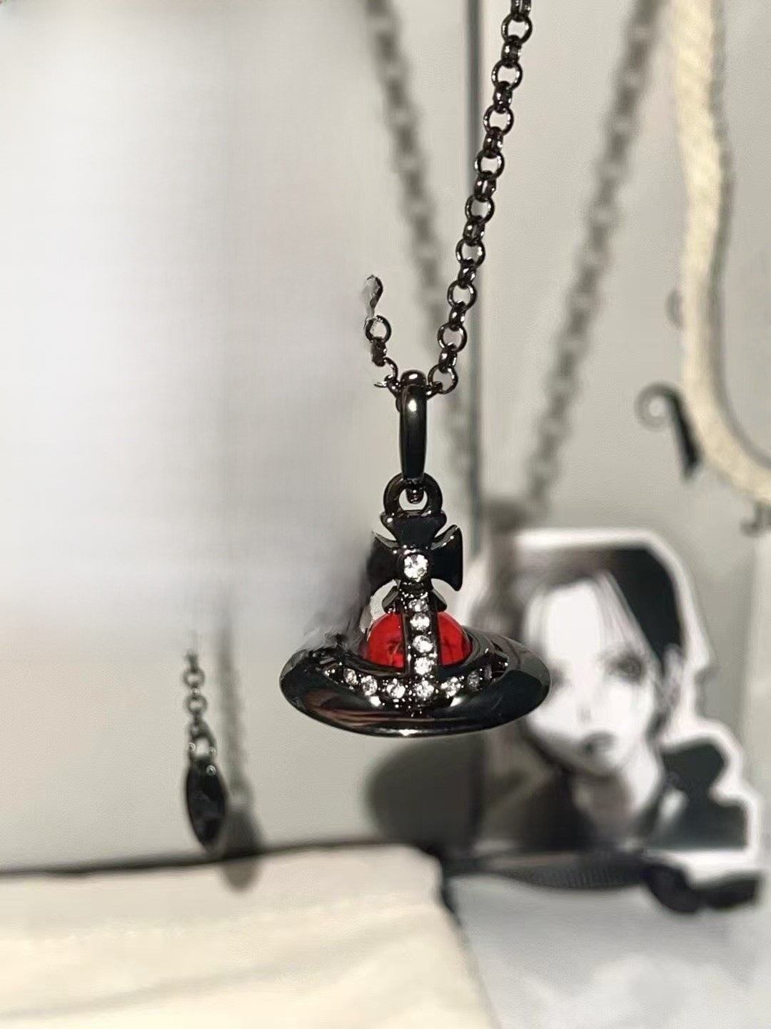 Fashion Saturn Pendant Necklace for Women