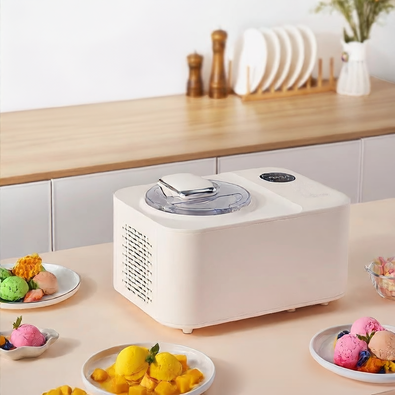 Household small-sized fully automatic ice cream maker