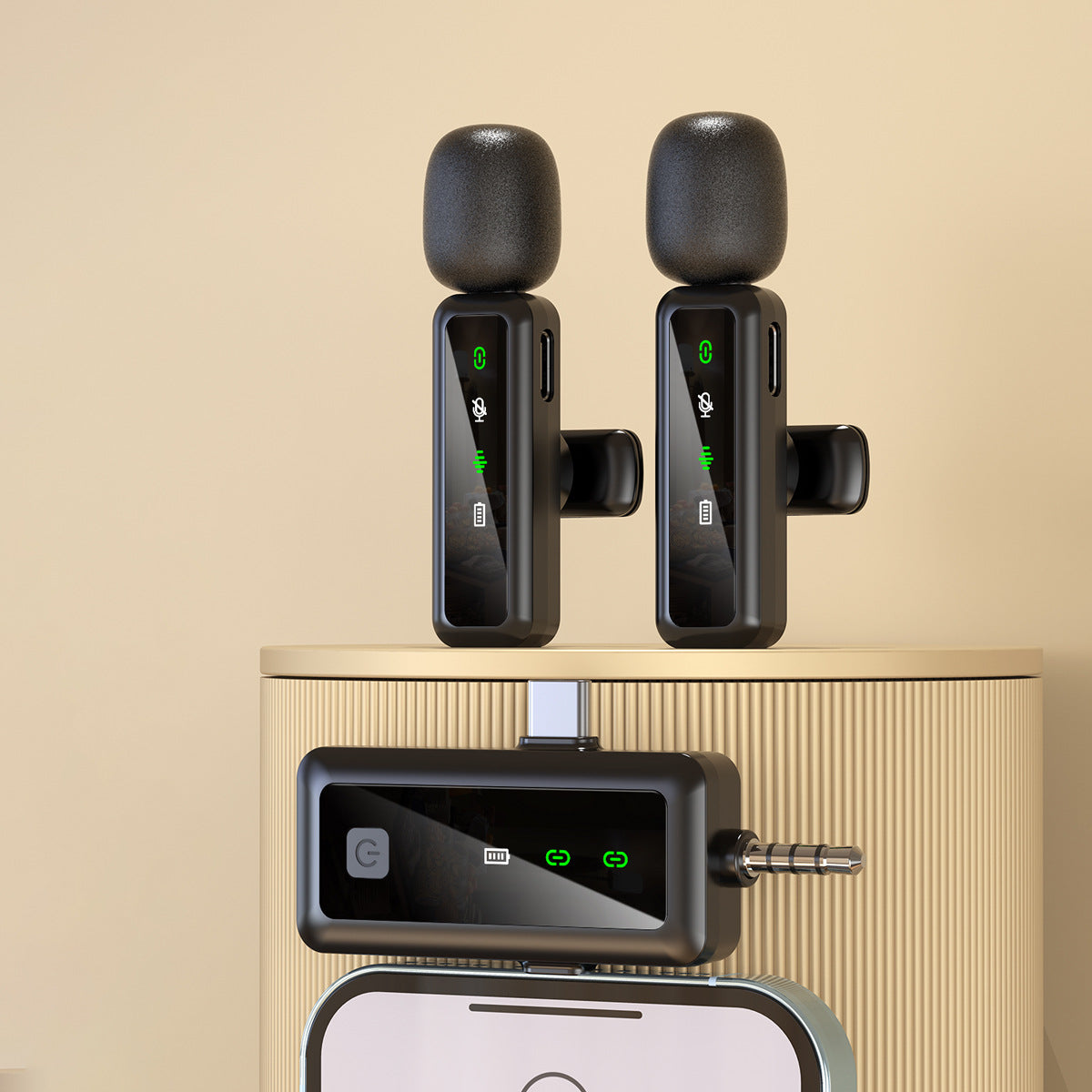 Wireless lapel microphone