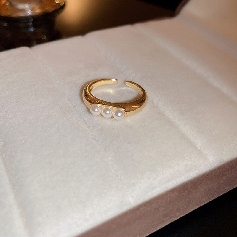 Finger ring jewelry