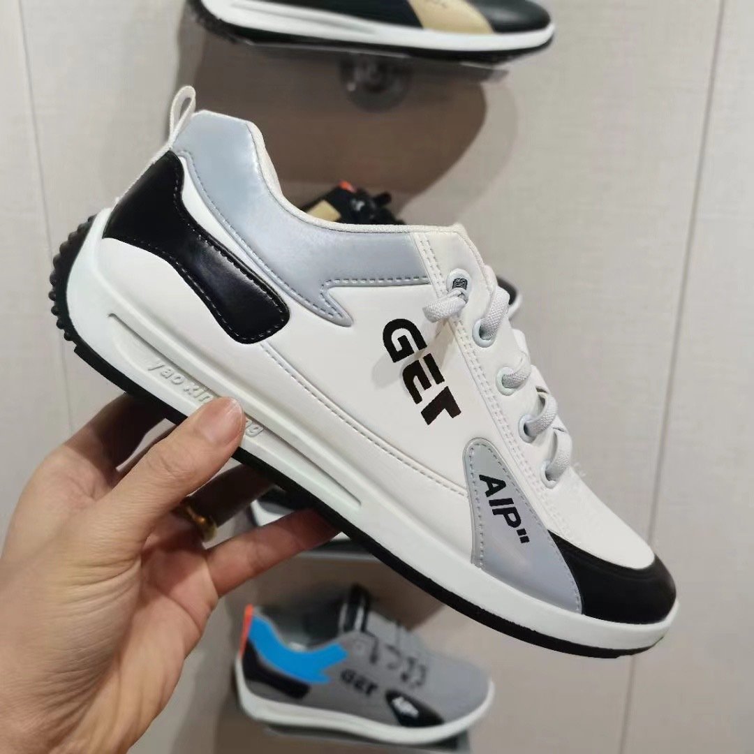 Men's casual shoes