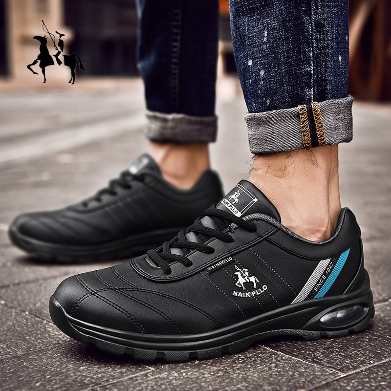 Men's sports shoes