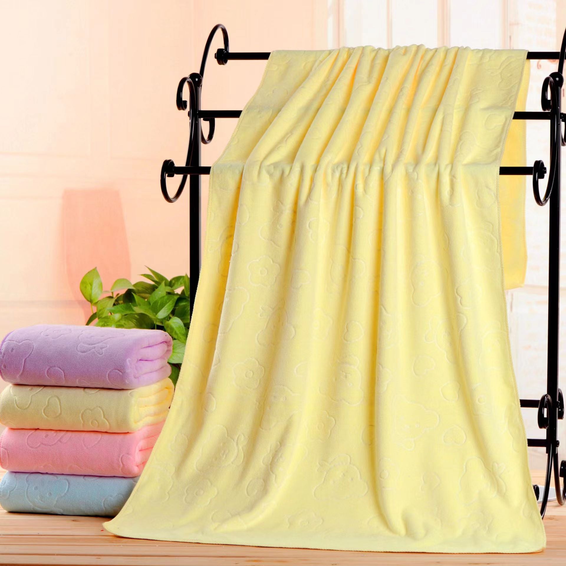 Microfiber Embossed Bear Bath Towel