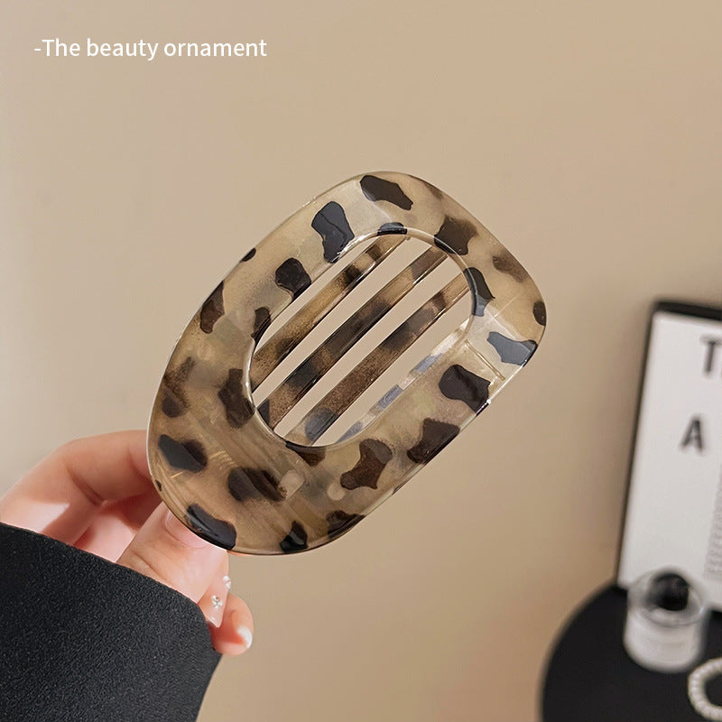 hair claw clip