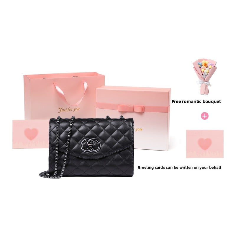Chain shoulder bag