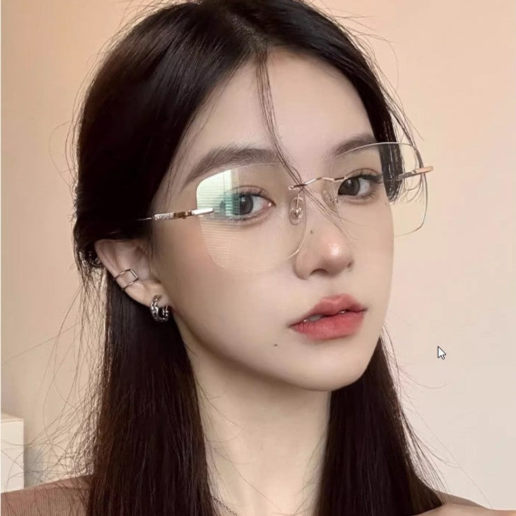 Photosensitive color-changing framed glasses