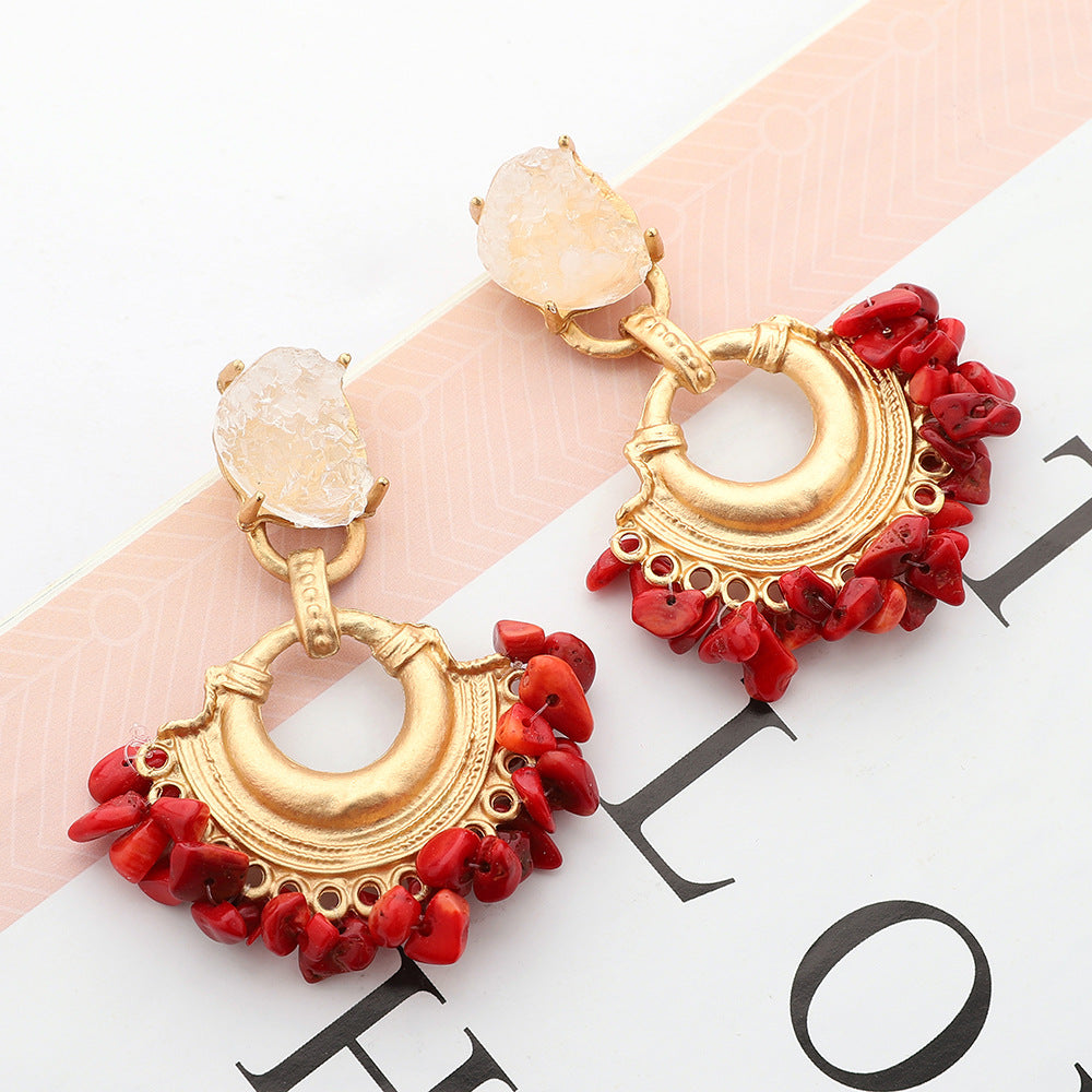 Charming metal earrings, exquisite fan-shaped natural stone resin, feminine and versatile earrings