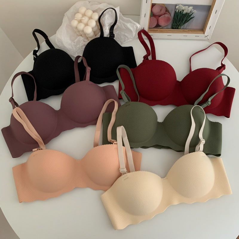 Gather the bras without underwire