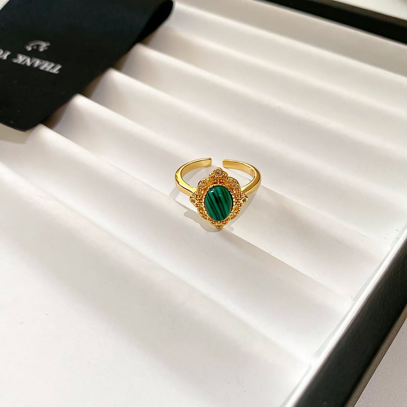 Adjustable ring